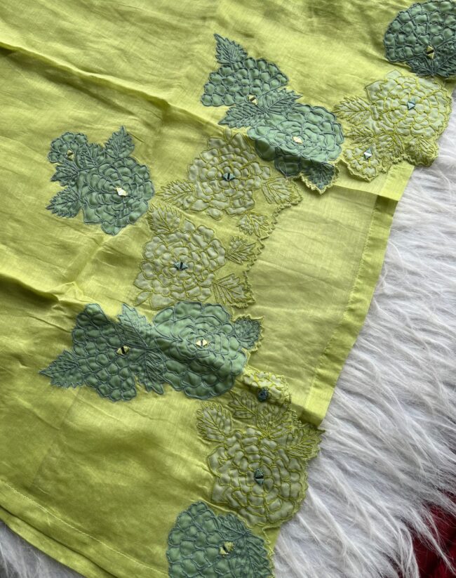 Mul Chanderi Suit Set with Thread Appliqué Work